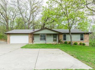 933 Feise Rd, Dardenne Prairie, MO 63368