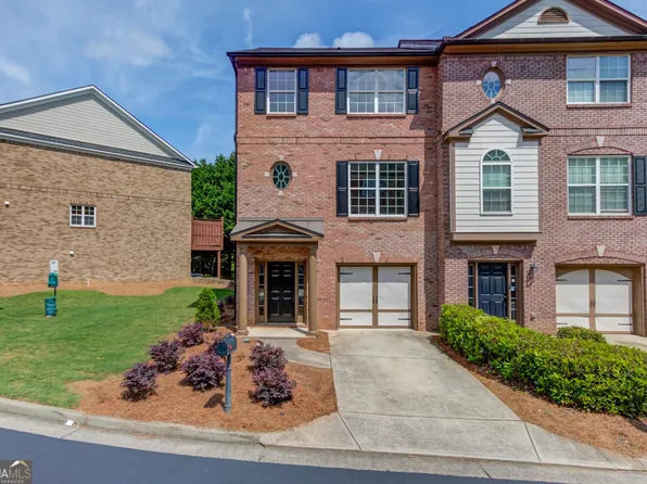 1833 Appaloosa Mill Ct, Buford, GA 30519