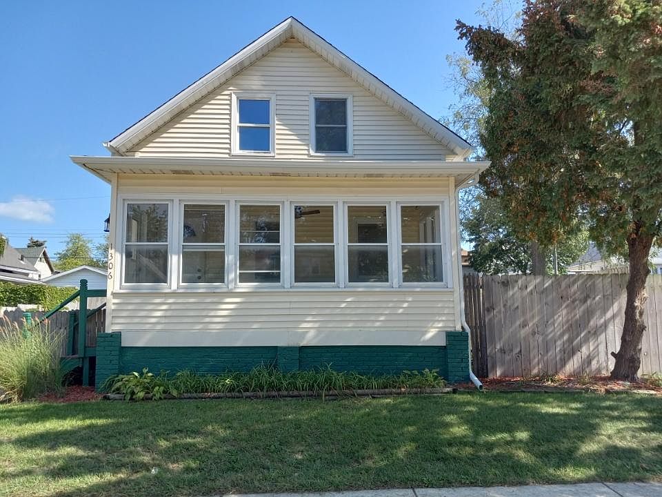 This is the front view of the house.