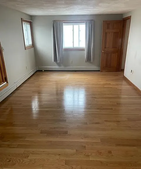 100 Tafts Ave #2 — Photo 6