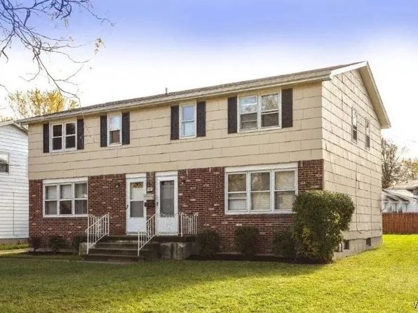 22 W Summerset Ln