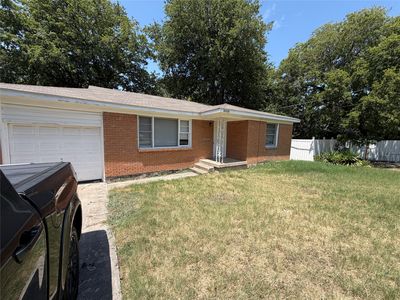 8008 Wyatt Dr, White Settlement, TX, 76108