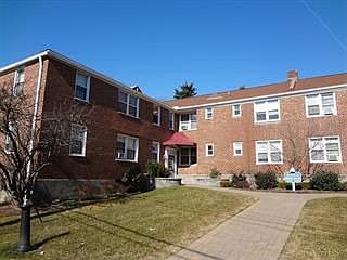 1st image of 12 Bryant Cres