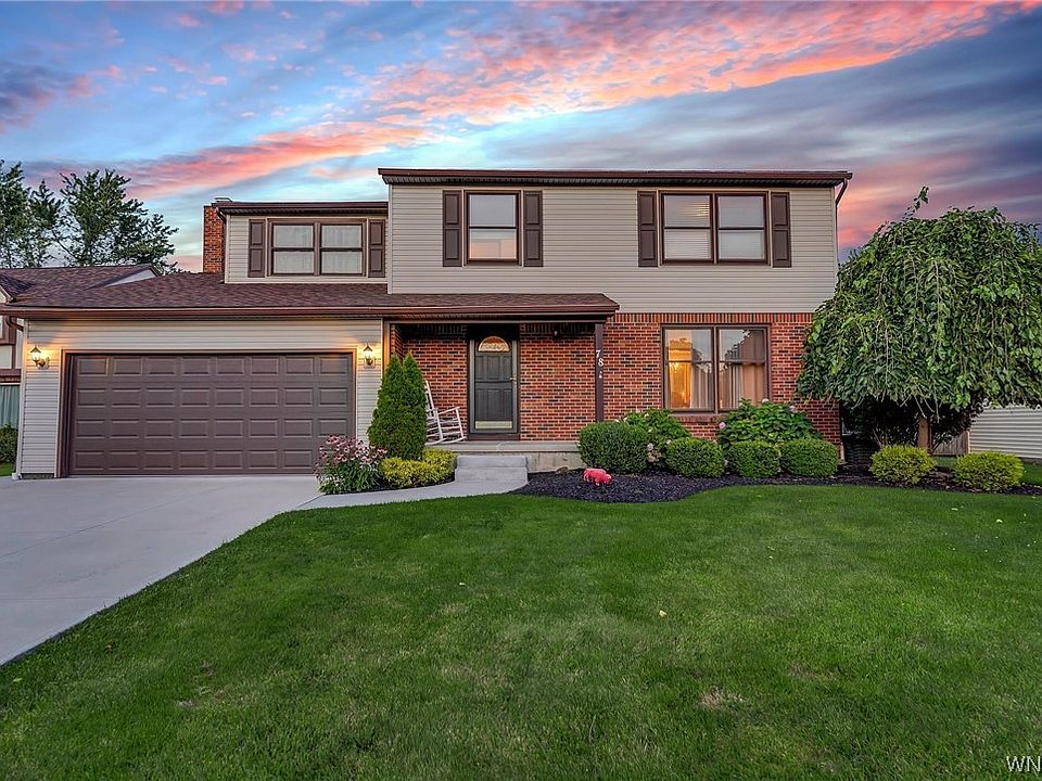1st image of 78 Brookpark Dr