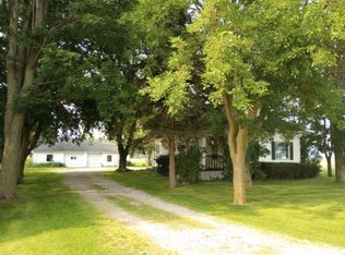 193 W Center Rd, Essexville, MI 48732