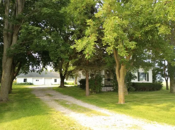 193 W Center Rd, Essexville, MI 48732