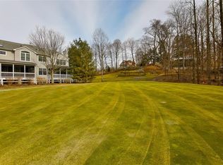 14 Brookview Dr, Pleasantville, NY 10570