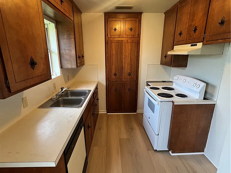 4817 Lavaca Dr #1 — Photo 3