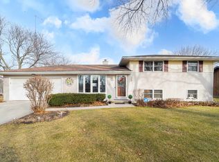 2524 Riverhills Rd, Two Rivers, WI 54241