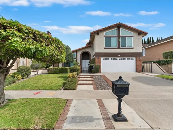 25075 Owens Lake Cir, Lake Forest, CA 92630