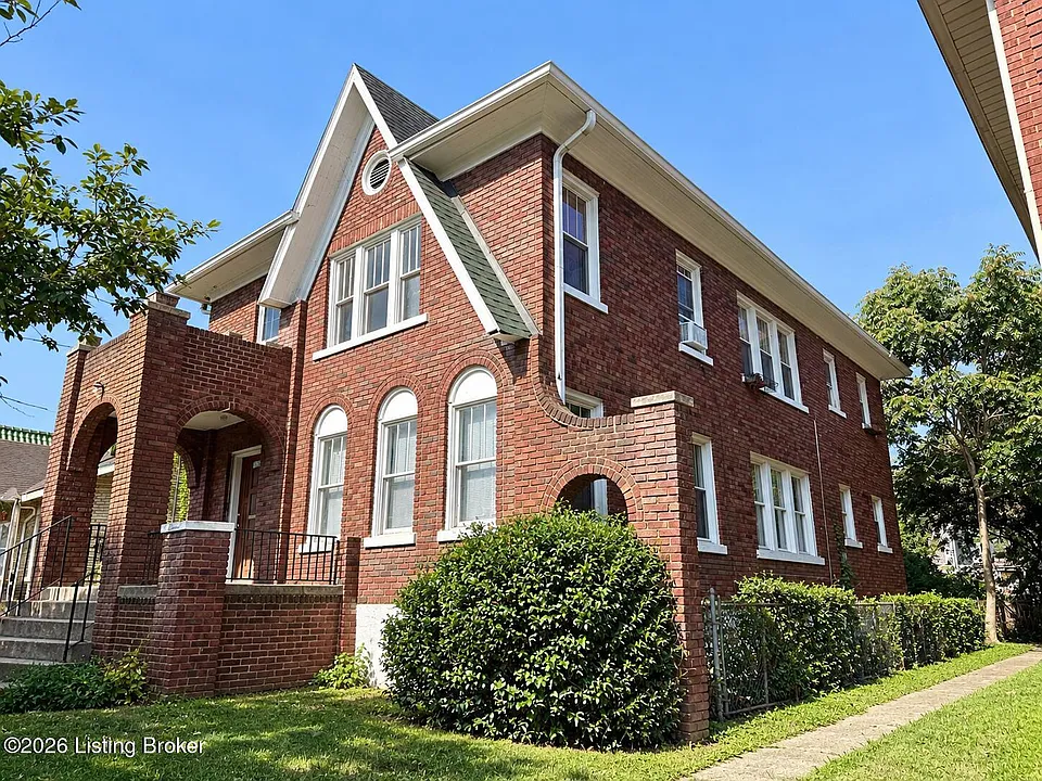 668 Lindell Ave #2
