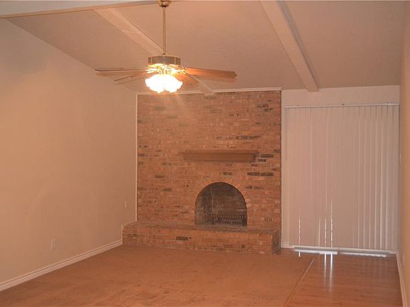 5th image of 1826 San Antonio Dr