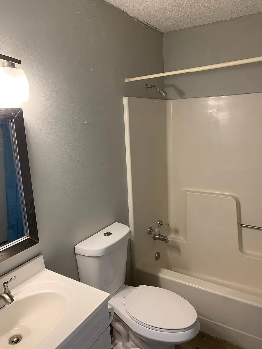 Building Photo - 7321 Caprice Dr #1
