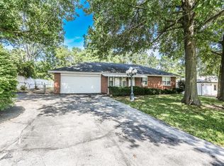 9864 Winkler Dr, Saint Louis, MO