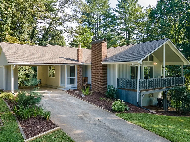 28 Bass Lake Dr — Photo 6