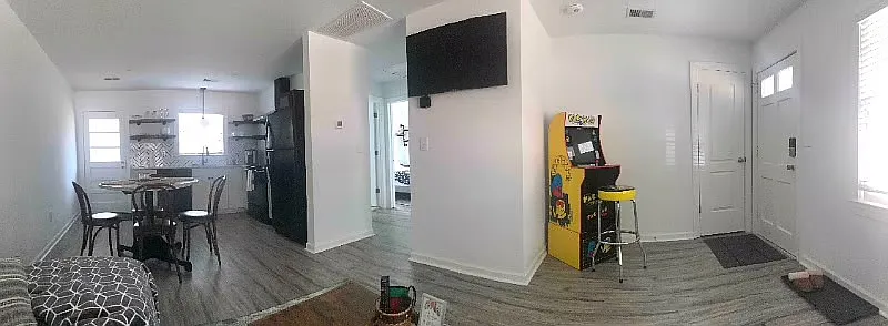 419 Howle Ave — Photo 2