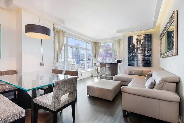 Rented by Halstead Real Estate | media 16