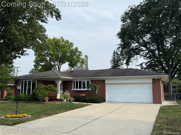 33647 Grove St, Livonia, MI 48154