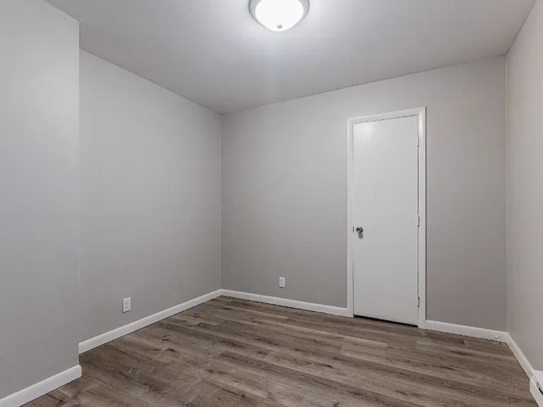 404 S Urbana Ave — Photo 10