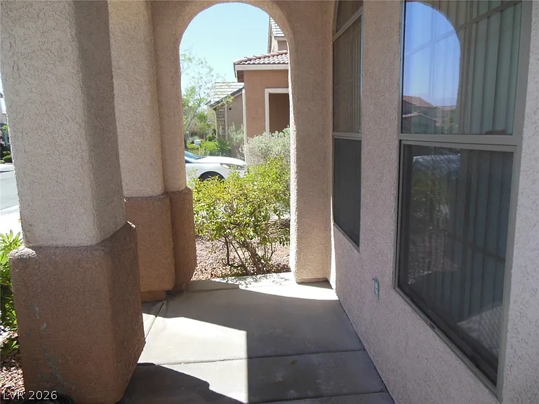 2423 Carnegie Hall St — Photo 4