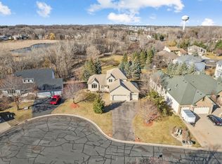 307 Lady Slipper Ln, Vadnais Heights, MN 55127