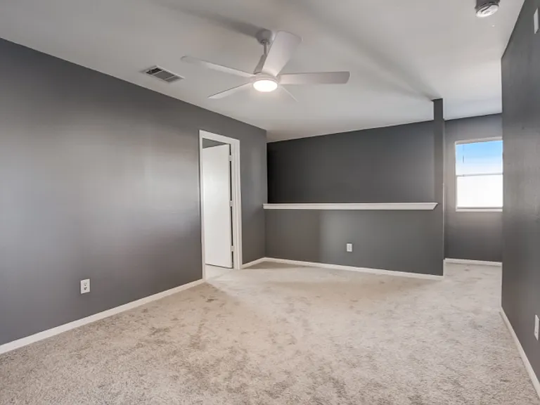 707 Perseus Dr — Photo 25