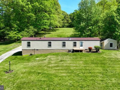 395 Saginaw Rd, Mount Wolf, PA, 17347