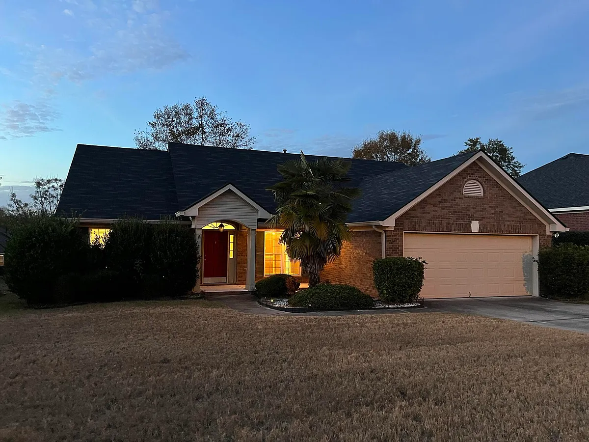 Building Photo - 2992 Galahad Way