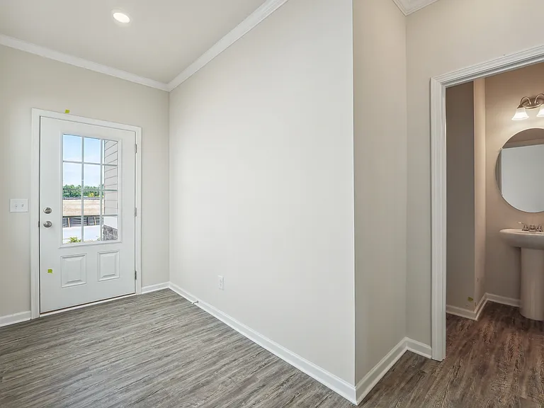 60 Briarwood Dr — Photo 4