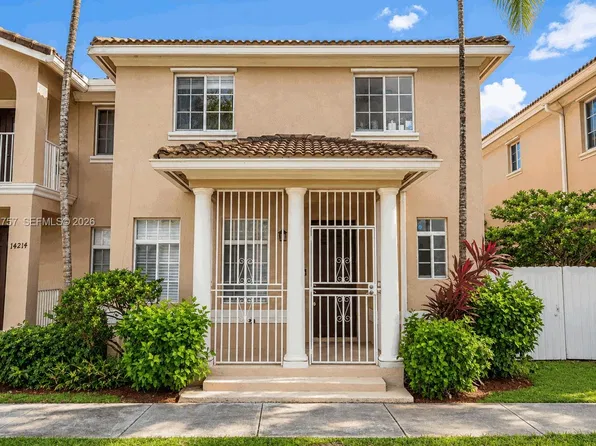 14218 SW 272nd St, Homestead, FL 33032