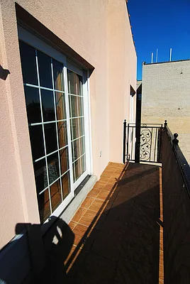 Sold by Momentum Real Estate LLC | media 41