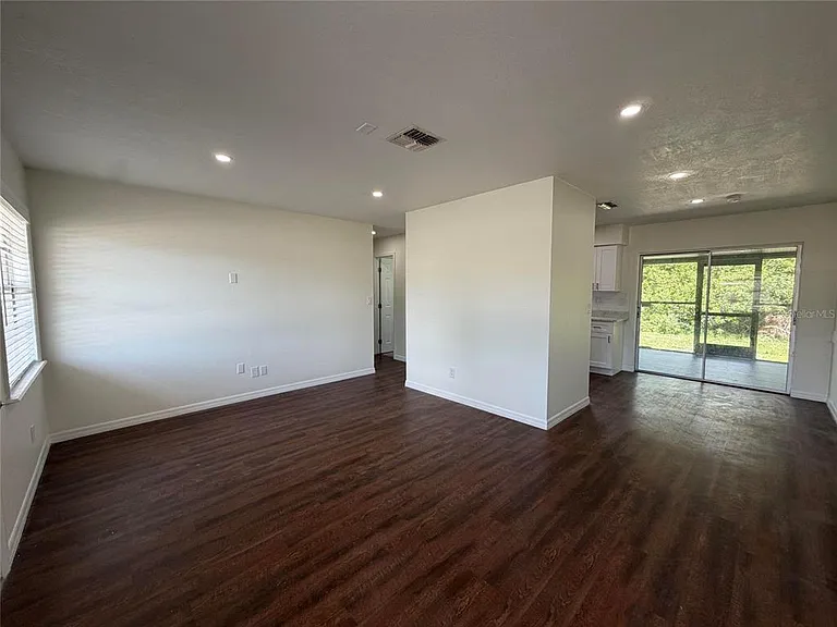 4454 Whitetail Ln — Photo 2