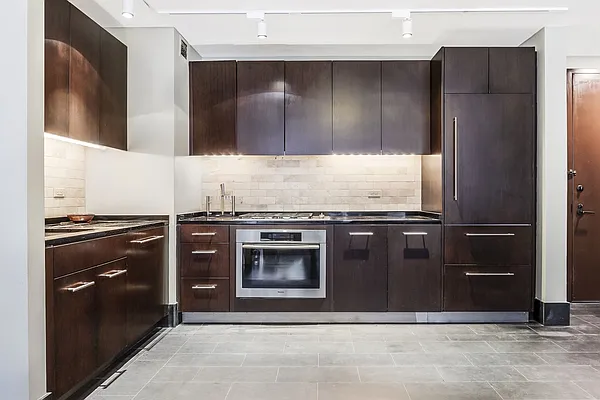 Sold by Compass | media 16