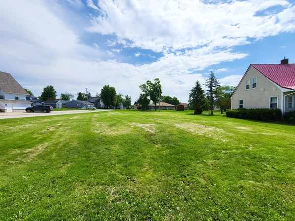 220 N Center St, Zearing, IA 50278