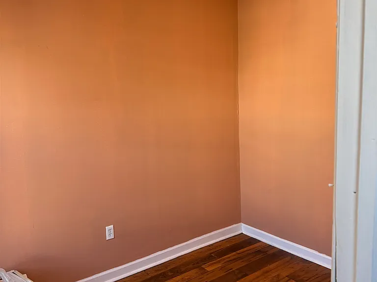 170 Boyd Ave — Photo 9