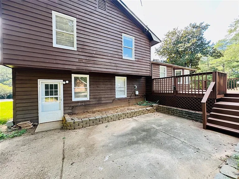 4005 Shallowford Rd — Photo 18