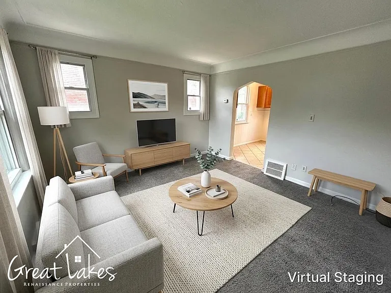 5233 Farmbrook St — Photo 2