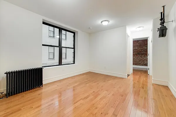 Rented by MAPT Residential LLC | media 4