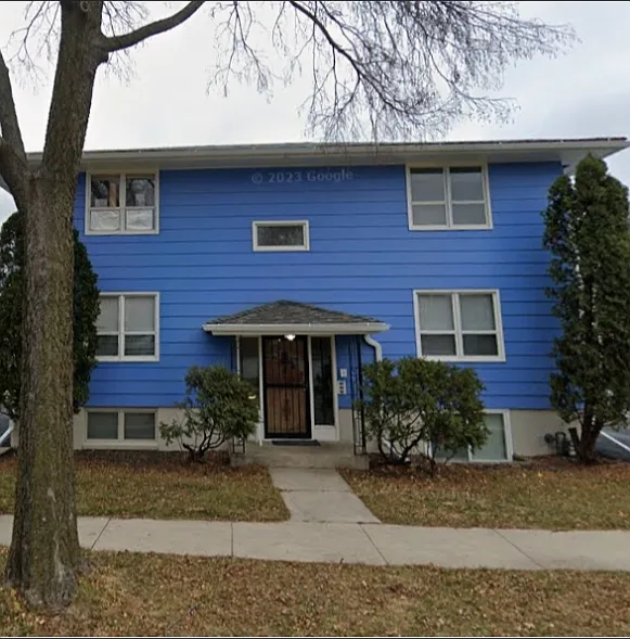 1229 4 1/2 St NW #4