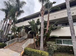 18144 Burbank Blvd #2X2-2500, Tarzana, CA 91356