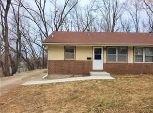 616 Pioneer Rd, Des Moines, IA 50315