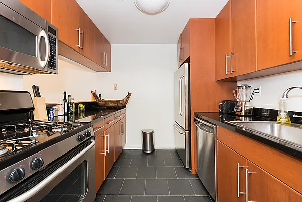 Rented by Nest Seekers International | media 22