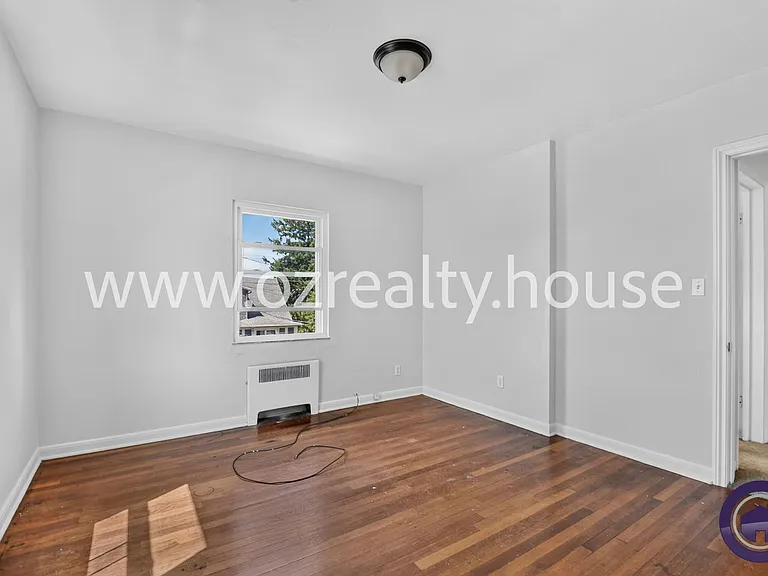 1734 Wellesley Dr #2 — Photo 10