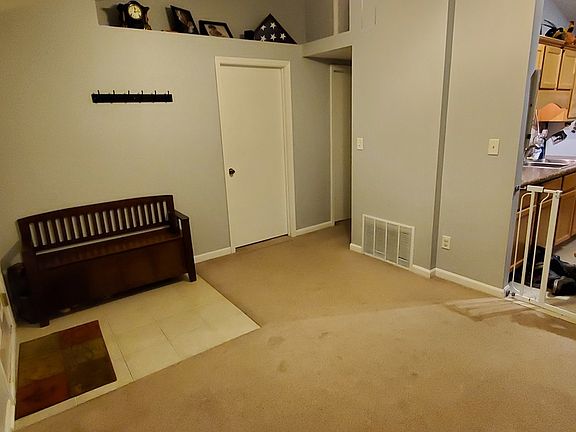 3rd image of 2423 Garden St