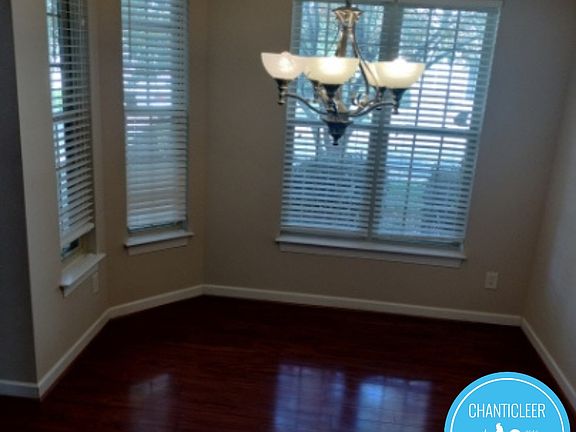 3rd image of 4987 Wyngate Village Dr