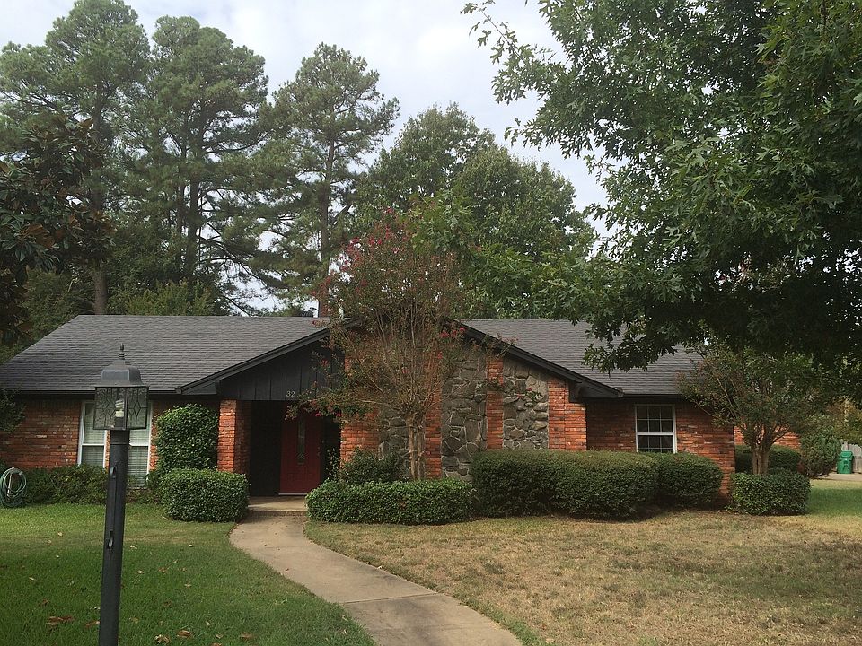 1st image of 32 Park Ln