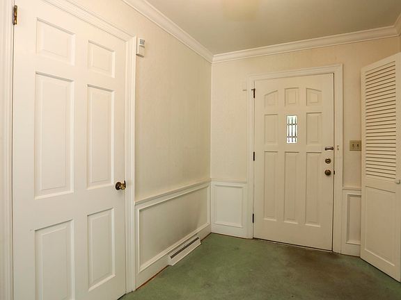 5th image of 33 Stono Dr