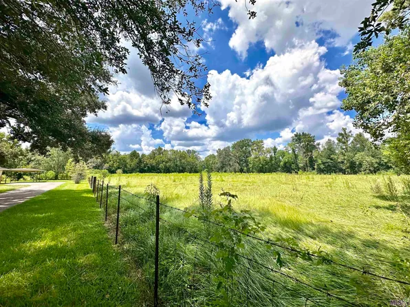 2 & 3 S Lanoux Ave, Gonzales, LA 70737