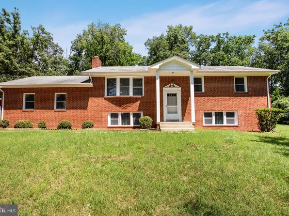 10718 Livingston Rd, Fort Washington, MD 20744