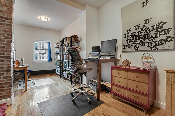 Rented by Bond New York | media 3